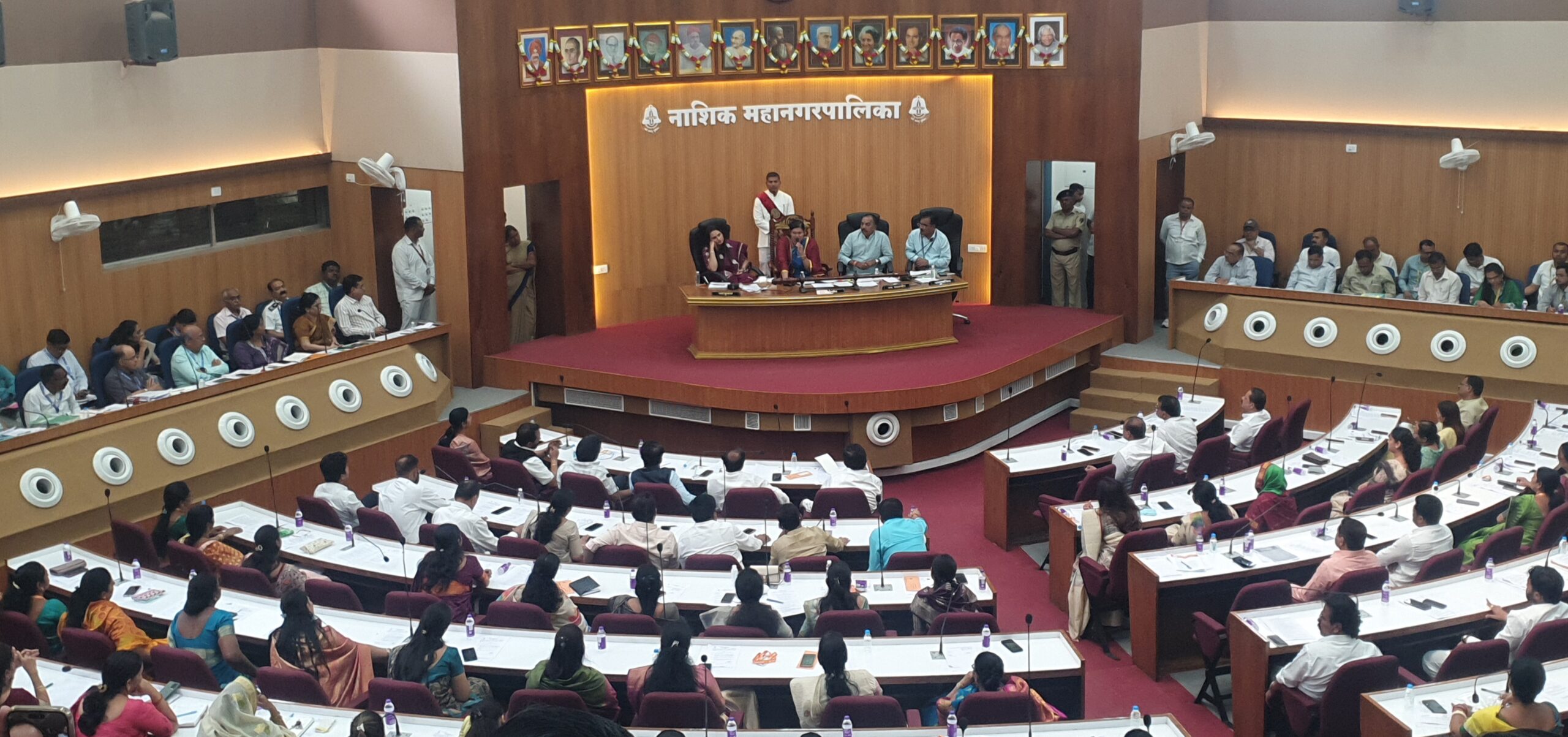 घरपट्टीवरील वाढीव शुल्काला मोठी सवलत नागरिकांनी वाढीव शुल्कावरील सवलतीचा लाभ घेत थकीत कर तत्काळ भरावा; महापौर हिमगौरी आडके